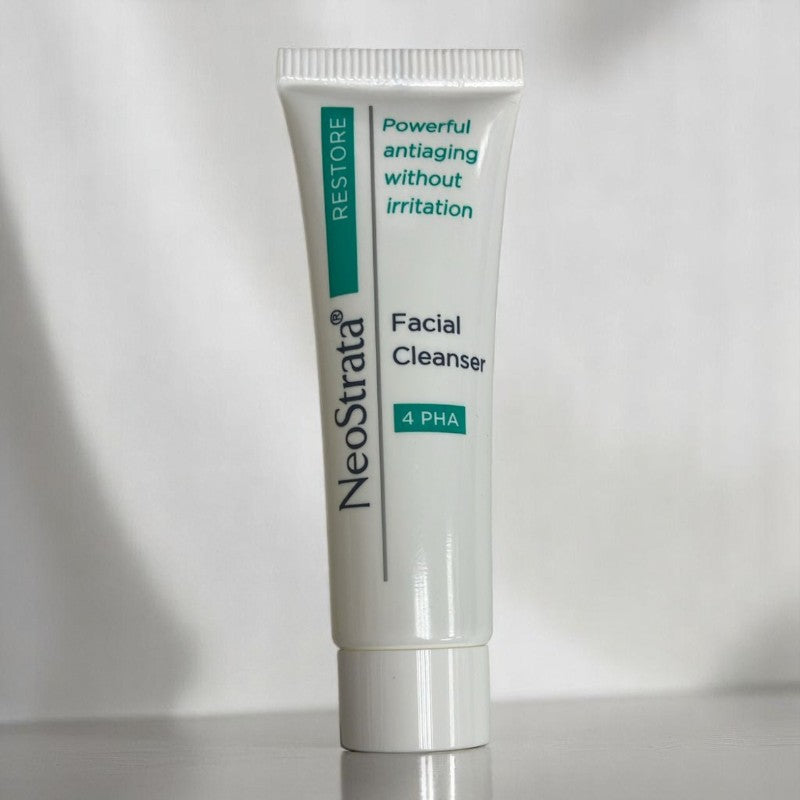 NeoStrata Facial Cleanser 4% PHA 10ml (Sample) 10pcs (Random Packing)