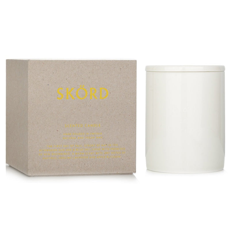 Bjork &amp; Berries Scented Candle - Skord 240g