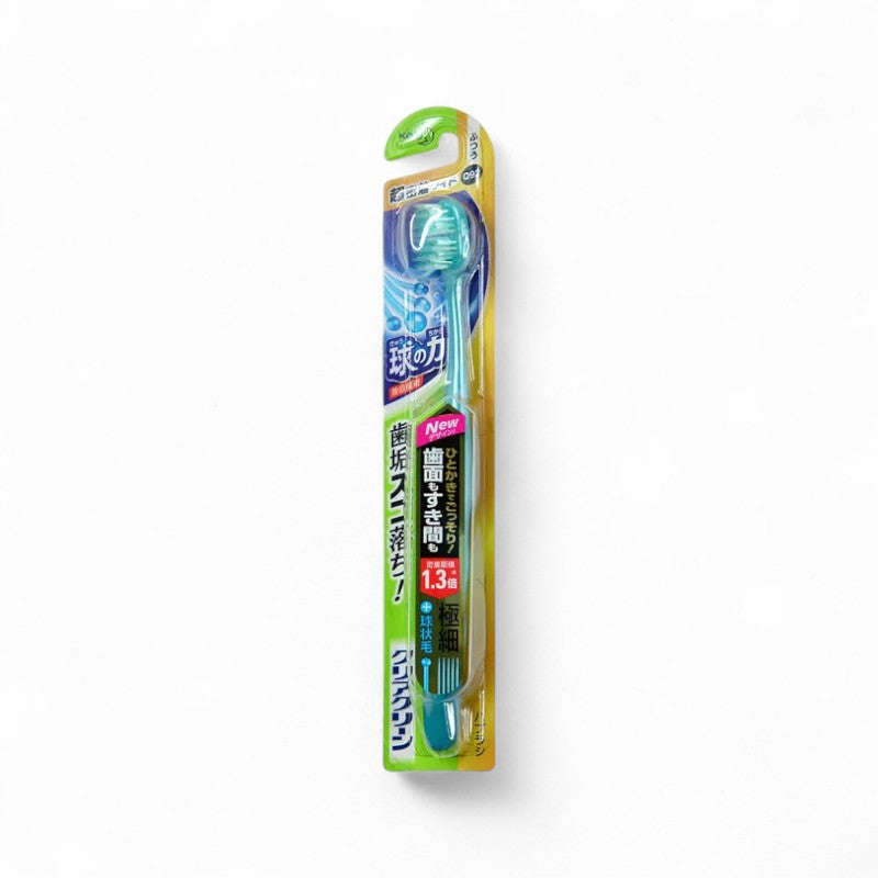 Kao Clear Clean Gap Toothbrush 1 pc - Random Color - Normal Q92